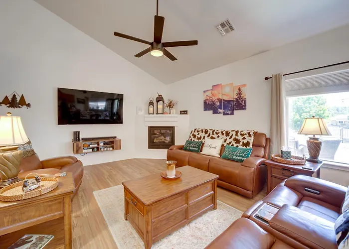 12 Mi To Flagstaff: Pet-friendly W/ Sunroom! Holiday home