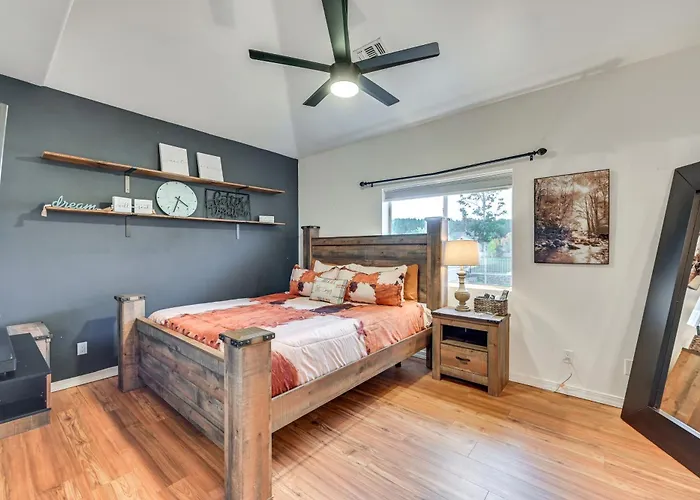 12 Mi To Flagstaff: Pet-friendly W/ Sunroom! Holiday home *